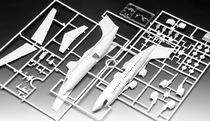 Maquette avion militaire : BAe 146 (RJ85) 1/144 - Revell 03791 3791