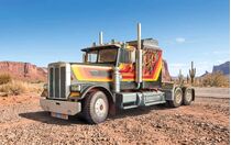 Maquette de camion : Freightliner Aerodyne au 1/24 - Italeri 90785