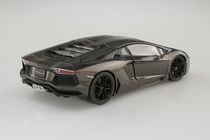 Maquette automobile : Lamborghini Adventador LP700-4 1/24 - Aoshima 05864