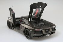 Maquette automobile : Lamborghini Adventador LP700-4 1/24 - Aoshima 05864