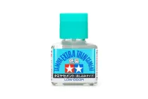 Colle pour maquettes et figurines - Colle à faible odeur extra-fluide 40 ml - Tamiya 87236