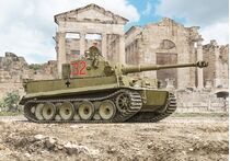 Maquette véhicule militaire : Pz.Kpfw.VI Tiger I Ausf.H 1/35 - Italeri 6767