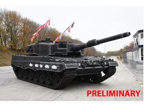 Maquette militaire : Tank Leopard 2A4 - Déco Spéciale 40e Anniversaire 1/35 - Revell 03368