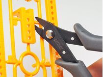 Outils pour maquette : Pince coupante Alpha - Tamiya 74093