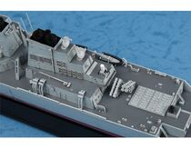 Maquette militaire : USS Arleigh Burke DDG-5 1/350 - Trumpeter 4523