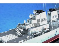 Maquette militaire : USS Arleigh Burke DDG-5 1/350 - Trumpeter 4523
