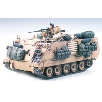 Maquette véhicule blindé US : Us M113A2 Irak 2003 - 1/35 - Tamiya 35265