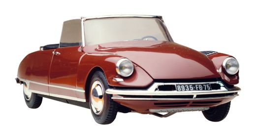 Maquette voiture de collection : Citroen DS 19 Cabriolet 1/16 - Heller 80796