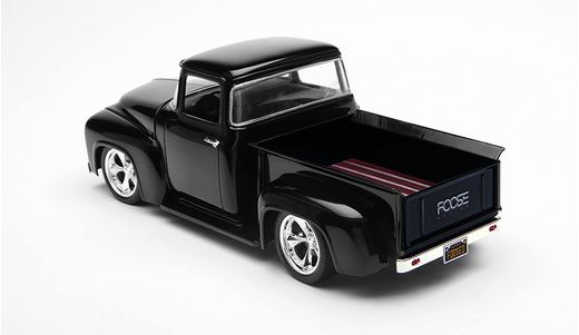 Maquette de voiture de collection :  Foose Ford FD-100 Pickup - 1/25 - Revell 14426