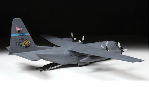 Maquette d'avion militaire : C-130H Hercules - 1/72 - Zvezda 07321 7321