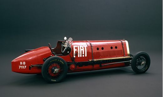 Maquette voiture de collection : FIAT Mefistofele - 1/12 - Italeri 4701