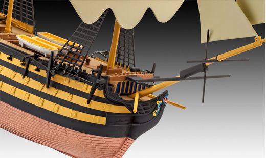 Maquette de voilier : HMS Victory - 1:450 - Revell 05819