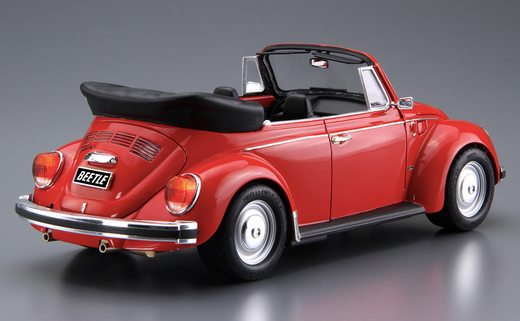 Maquette automobile : Volkswagen Coccinelle 1303S cabriolet 1975 1/24 - Aoshima 06154