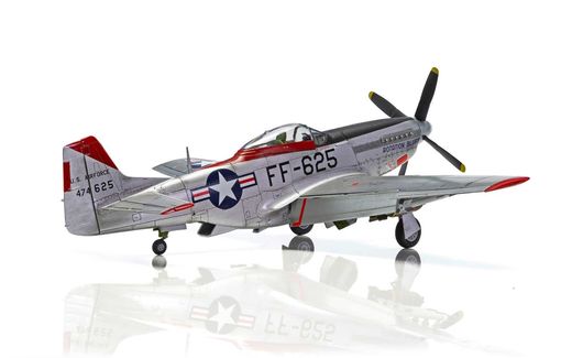 Maquette d'avion militaire : North American F-51D Mustang - 1/48 - Airfix 05136 5136