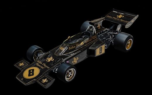 Maquette voiture de course : Lotus 72D - 1972 British GP - Emerson Fittipaldi - 1:8 - Pocher HK114