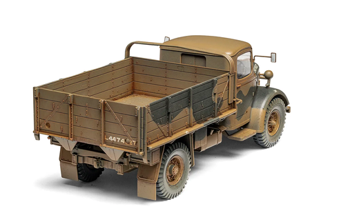 Maquette de véhicule militaire : WWII British Army 30-cwt 4x2 1/35 - Airfix 01380