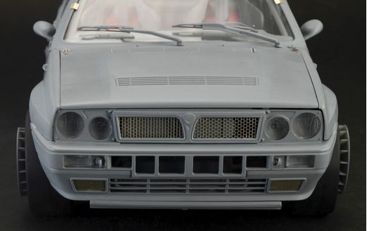 Maquette voiture de collection : Lancia Delta HF Integrale - 1:12 - Italeri 4709