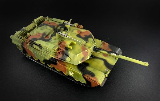 Maquette d'un blindé : M1A1 Abrams War Thunder 1/35 - Italeri 35108