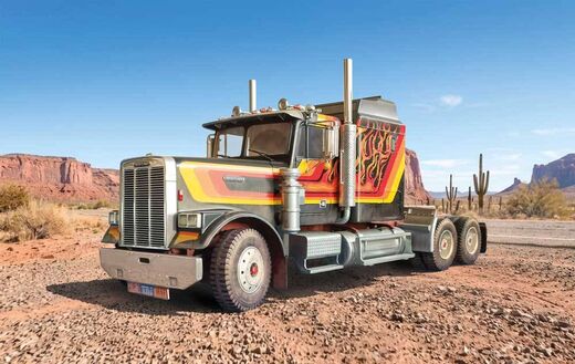 Maquette de camion : Freightliner Aerodyne au 1/24 - Italeri 90785