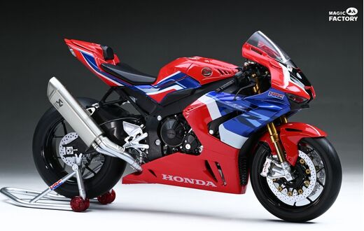 Maquette moto : Honda CBR1000RR-R Fireblade SP 1/9 - Magic Factory 01402