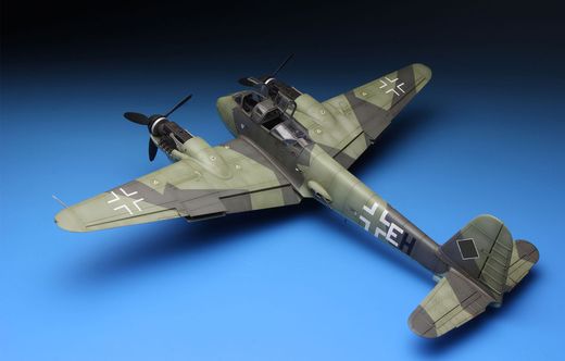 Maquette avion militaire : Messerschmitt Me410A-1 High Speed Bomber 1/48 - Meng LS-003