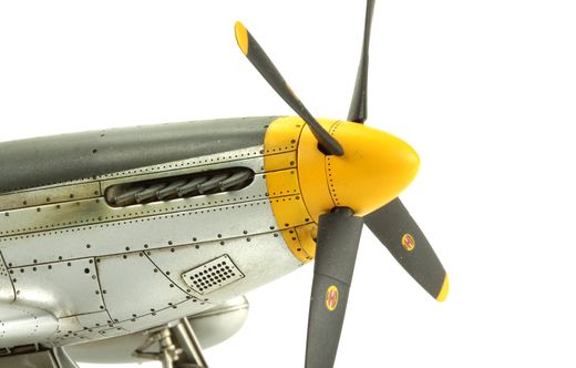 Maquette militaire : North American P-51D Mustang 1/48 - Meng LS-009