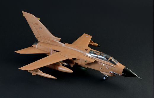 Maquette d'avion militaire : Tornado GR.1/IDS Gulf War - War Thunder 1/48 - Italeri 35107