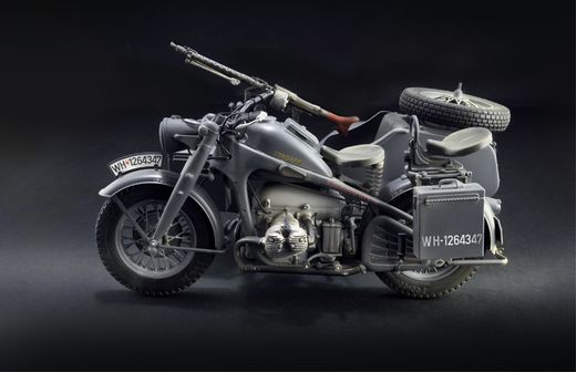 Maquette militaire : Zündapp KS 750 Sidecar - 1:9 - Italeri 7406 07406