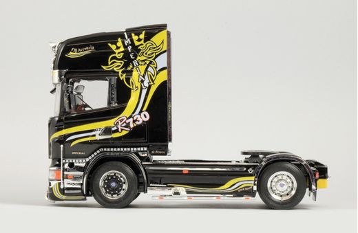 Maquette camion : Scania R730 V8 Topline “Imperial” - 1:24 - Italeri 03883
