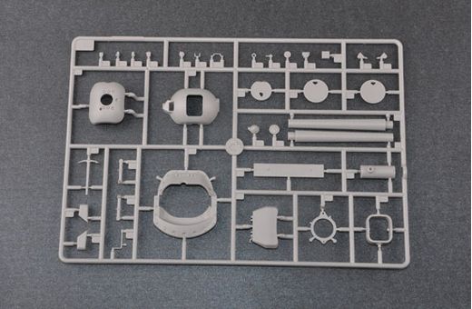 Maquette militaire : Projet 704 SPH Canon Howitzer automoteur soviétique - 1:35 - Trumpeter 05575