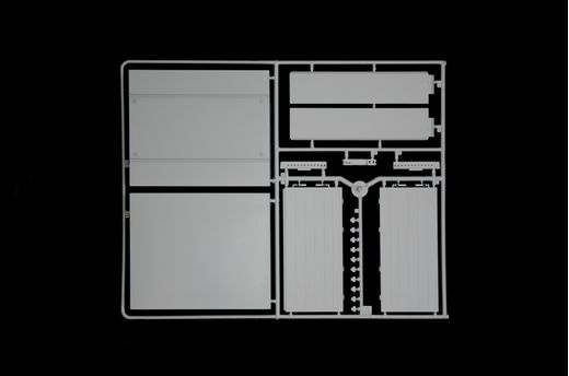 Maquette camion : Semi‐Remorque à rideaux Schöni - 1/24 - Italeri 3918