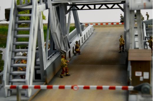 Diorama militaire : Assaut « Pegasus Bridge » - 1/72 - Italeri 06194, 6194