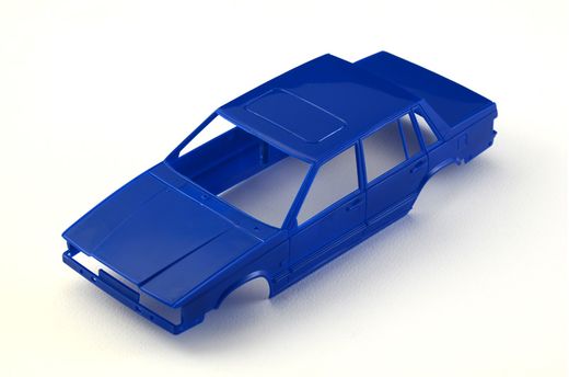 Maquette voiture : Volvo 760 GLE - 1/24 - Italeri 03623 3623