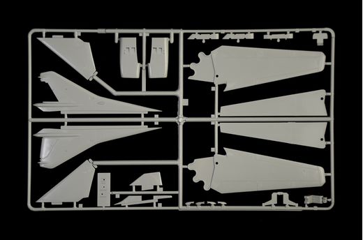 Maquette avion militaire : MiG-23BN/27D Flogger ‐ 1/48 - Italeri 2817 02817