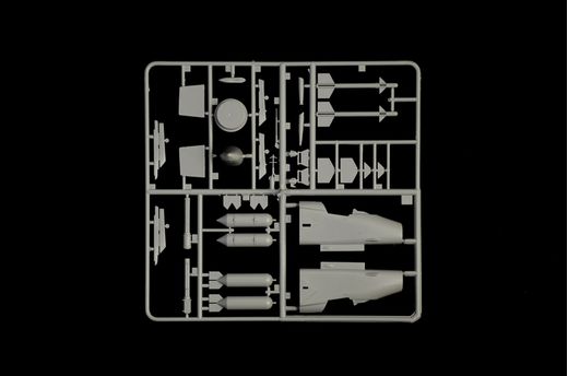 Maquette avion militaire : MiG-23BN/27D Flogger ‐ 1/48 - Italeri 2817 02817