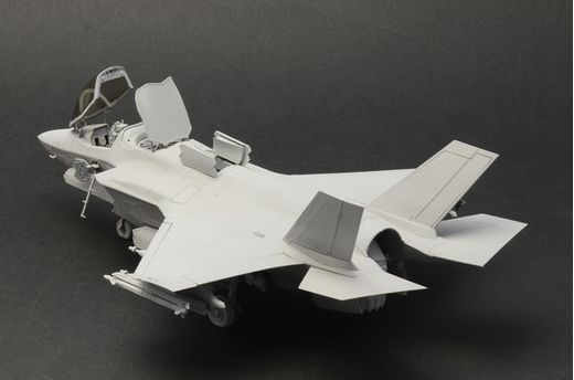 Maquette avion militaire : F-35 B Lightning II 1/48 - Italeri 2810