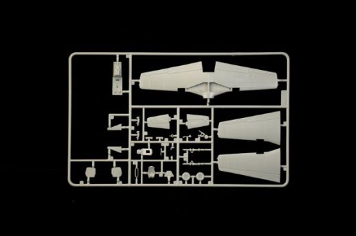 Maquette avion : P-51D Mustang Aces 1/72 - Italeri 1484  01484