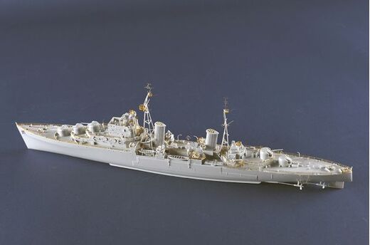 Maquette navire US : HMS Argonaut 1/350 - Trumpeter 5367
