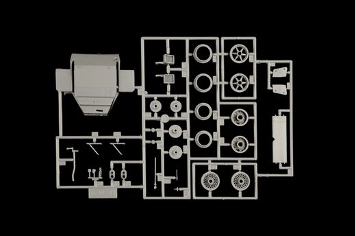 Maquette voiture de course : Porsche 956 Jägermeister 1/24 - Italeri 3678