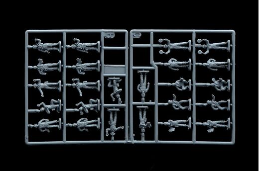 Figurines militaires : Pilotes et mécaniciens OTAN au 1/72 - Italeri 01246 1246