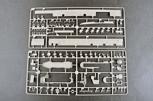 Maquette bateau militaire : USS Intrepid CV-11 Ré-édition - 1:350 - Trumpeter 05618 5618