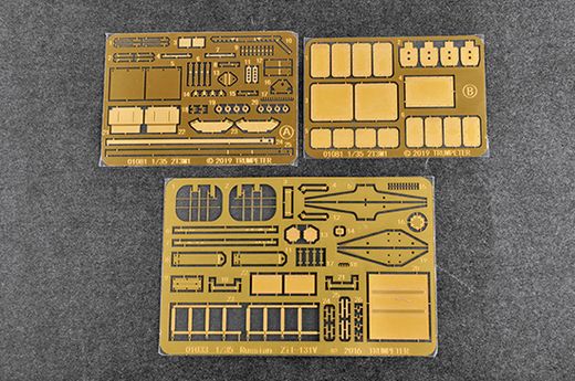 Maquette véhicule militaire : Soviet Zil-131V tow 2T3M1 Trailer with 8K14 Missile 1/35  - Trumpeter 1081 01081