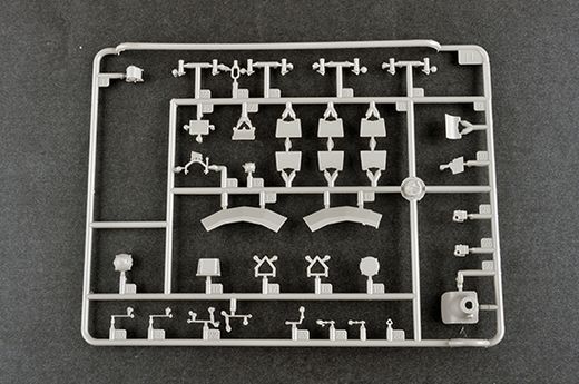 Maquette militaire : T-80U MBT Russe 1/35 - Trumpeter 09525