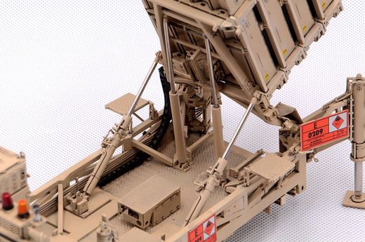 Maquette militaire : Iron Dome Air Defense System 1/35 - Trumpeter 01092