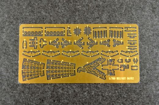 Maquette bateau : Belfast 1959 1/700 - Trumpeter 6702