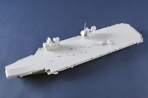 Maquette Queen Elizabeth Aircraft Carrier 1/700 - Trumpeter 6751