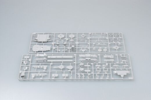 Maquette navire militaire : Croiseur russe Pyotr Velikiy 1/350 - Trumpeter 04522