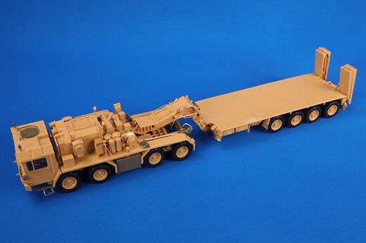 Maquette militaire : Faun SLT 50-3 Elefant with SaAnh.52t au 1/35 - Trumpeter 1070  01070