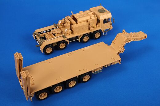Maquette militaire : Faun SLT 50-3 Elefant with SaAnh.52t au 1/35 - Trumpeter 1070  01070