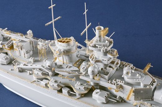 Maquette de navire de guerre : German Gneisenau Battleship au 1/350 - Trumpeter 05360 5360
